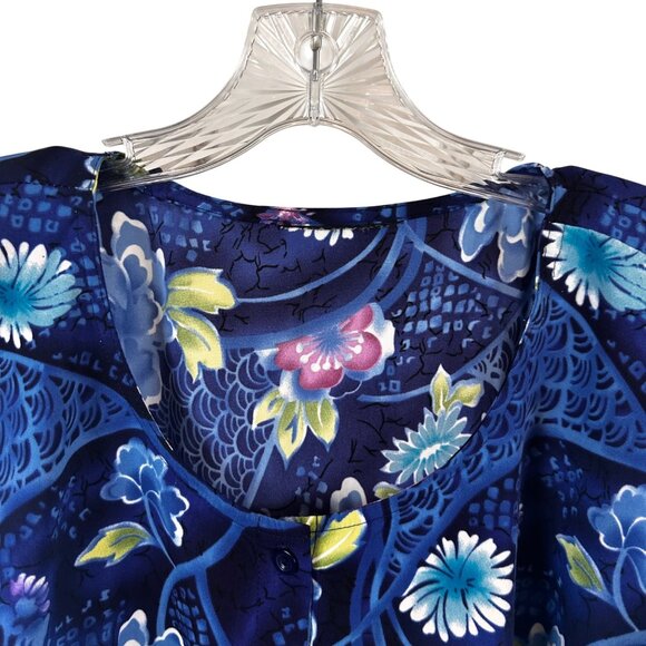 Womens Size XL Floral Patterned Womens Blouse Short Sleeve Button-Up - Picture 3 of 14